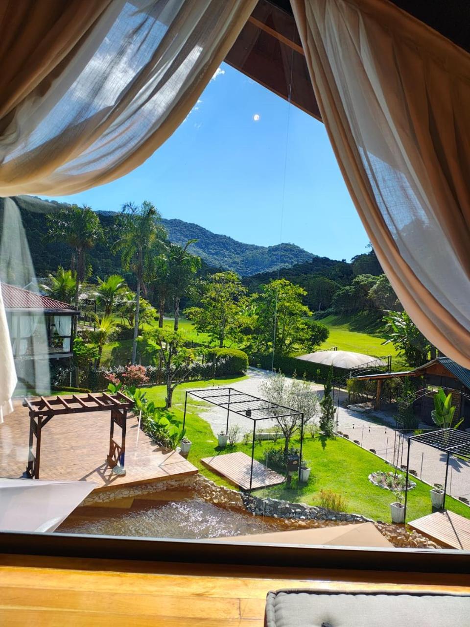 Lodge E Restaurante Casa Cida E Evandro *